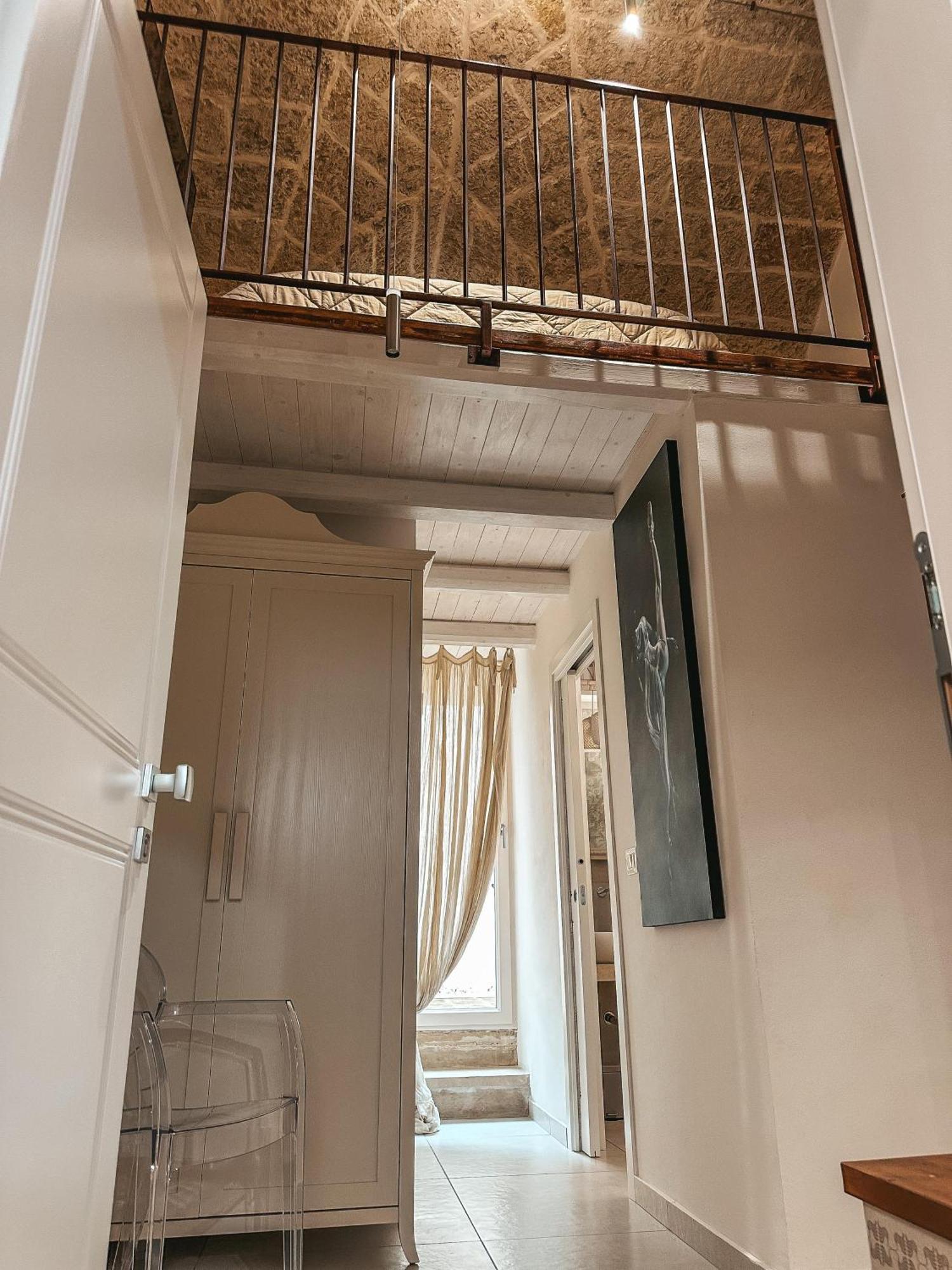 Palazzo Alma Luxury Rooms Casarano Exterior photo